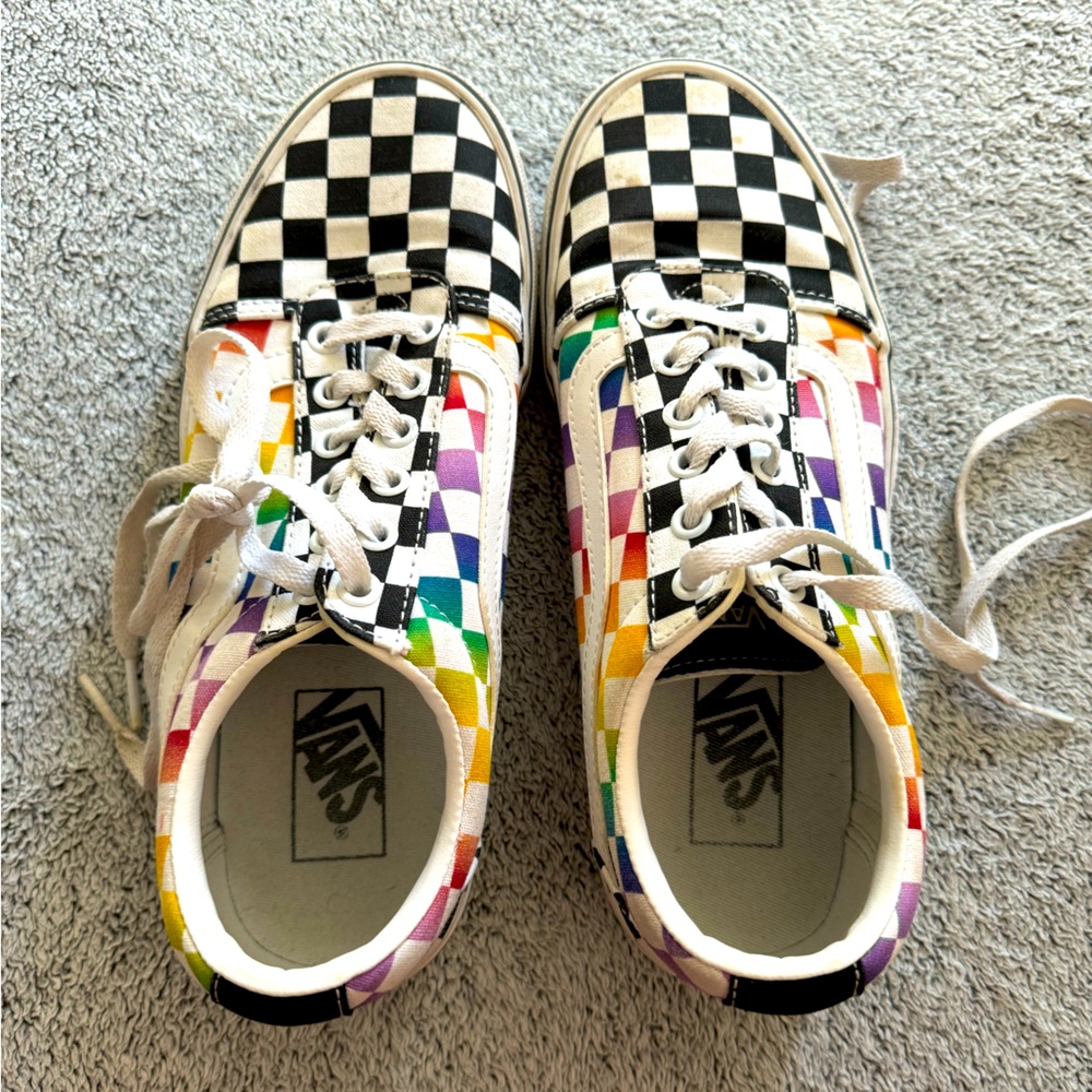 Vans Rainbow Checkered Shoes. Size 8.5 women’s.